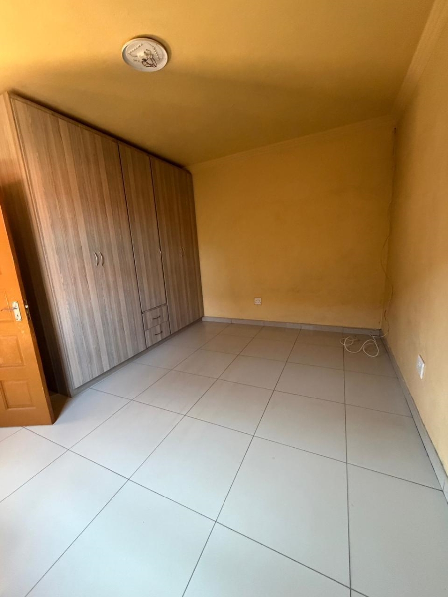 2 Bedroom Property for Sale in Ikageng North West